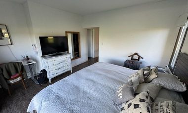 VENTA CASA 4 AMB PILETA EN LA PRIMAVERA GOLF LUJAN