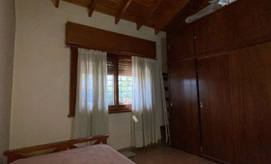 VENTA  PH FTE. 4 AMBTES. Y DPTO 3 AMB.APTO 2 FLIAS