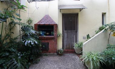 VENTA CASA EN BLOCK 5AMB.PATIO.TERRAZA.COCHERA!