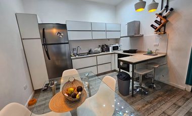 VENTA PH 2 AMBIENTES Y MEDIO OFICINA