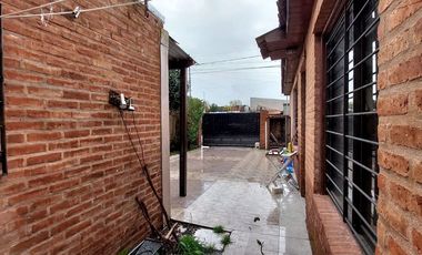 VENTA CASA 2 AMB,PARQUE Y GARAJE,LOPEZ DE GOMARA