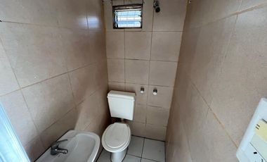 Venta Casa Cuatro Ambientes En Morón Mas Depto.