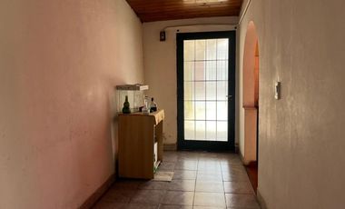 Venta Casa Cuatro Ambientes En Morón Mas Depto.