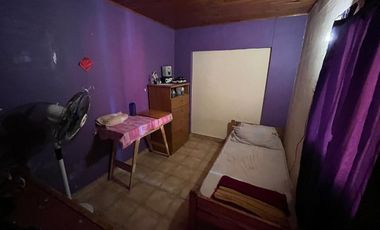 Venta Casa Cuatro Ambientes En Morón Mas Depto.