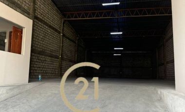 Alquiler Bodega con Oficina, Norte de Guayaquil