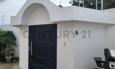 RENTA DE CASA DELUXE EN URBANIZACIÓN MONTERREY MONTECRISTI A ALTURA DE OROMARTV