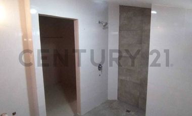 RENTA DE CASA DELUXE EN URBANIZACIÓN MONTERREY MONTECRISTI A ALTURA DE OROMARTV