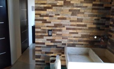 Departamento 2 niveles con Alberca y Jardín - Altozano