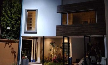 Departamento 2 niveles con Alberca y Jardín - Altozano