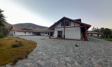 CASA DE EVENTOS / RESTAURANTE CON FACILIDAD DE CREDITO