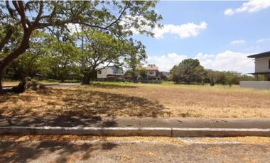 CORNER LOT FOR SALE IN DASMARINAS CAVITE - ORCHARD GOLD AND COUNTRY CLUB