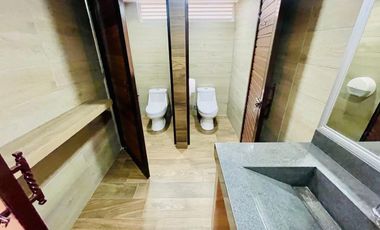 CASA EN RENTA EN LOMAS DE LAS ÁGUILAS EN FRACCIONAMIENTO PRIVADO CON SEGURIDAD