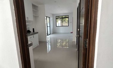 4-Bedroom Duplex House & Lot in Taytay