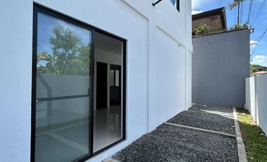 4-Bedroom Duplex House & Lot in Taytay