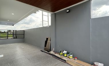 Modern House and Lot with Dipping Pool in Angeles City Pampanga near Clark