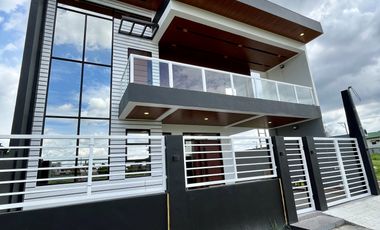 Modern House and Lot with Dipping Pool in Angeles City Pampanga near Clark