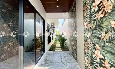 Brand-New Semi-Furnished House and Lot with Pool – Angeles City
