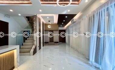 Brand-New Semi-Furnished House and Lot with Pool – Angeles City