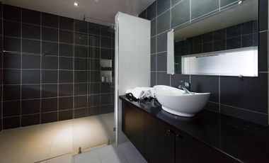 Multi-Unit Property for Sale – Perfect for Airbnb, Staff Housing, or Leasing