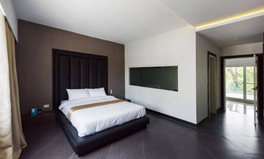 Multi-Unit Property for Sale – Perfect for Airbnb, Staff Housing, or Leasing