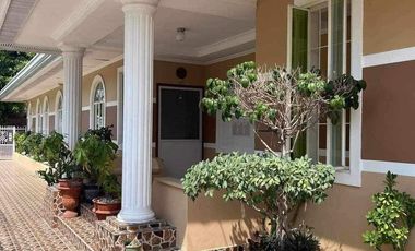 Spacious Bungalow House & Lot with Pool for Sale – Angeles City