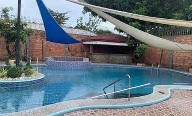 Spacious Bungalow House & Lot with Pool for Sale – Angeles City