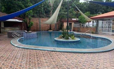 Spacious Bungalow House & Lot with Pool for Sale – Angeles City