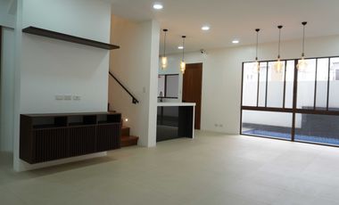 Swimming Pool 2 Storey House and Lot for sale in Pasig City near Cainta Rizal
