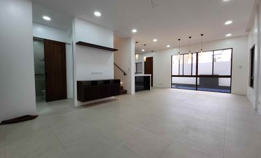Swimming Pool 2 Storey House and Lot for sale in Pasig City near Cainta Rizal