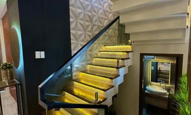 Swimming Pool 3 Storey House&Lot for sale in Greenwoods Pasig City near Cainta