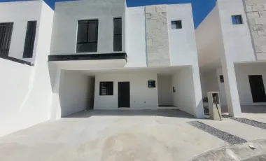 Casa en venta en Nuevo Mirasierra, Saltillo, Coahuila de Zaragoza