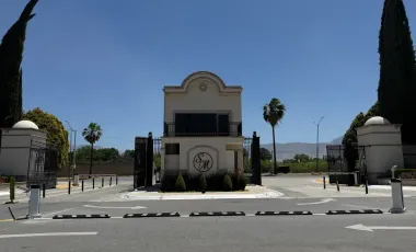 Casa en venta en Jardines de Versalles, Saltillo, Coahuila de Zaragoza