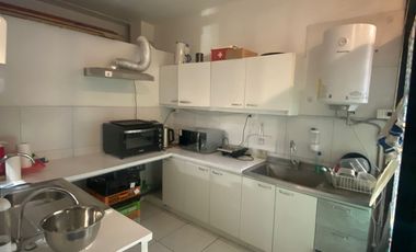 CAFE FUNCIONANDO CON TRES BAÑOS