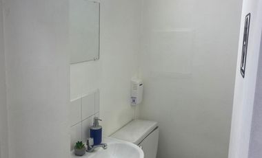 CAFE FUNCIONANDO CON TRES BAÑOS