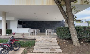 CASA EN VENTA CAPITAL NORTE COTO MANZANOS