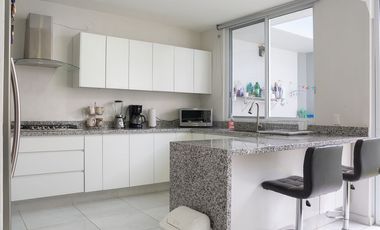CASA EN VENTA CAPITAL NORTE COTO MANZANOS