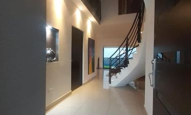 Casa Venta en Cumbres Elite Cima de la Montaña Monterrey NL Con Alberca