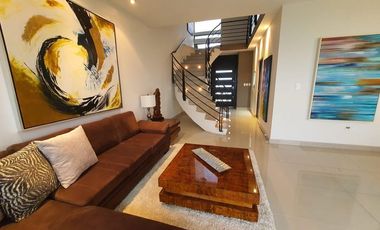 Casa Venta en Cumbres Elite Cima de la Montaña Monterrey NL Con Alberca