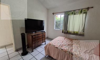 CASA EN VENTA Y RENTA EN CUERNAVACA, A UNA CUADRA DEL SANBORNS DE PLAN DE AYALA