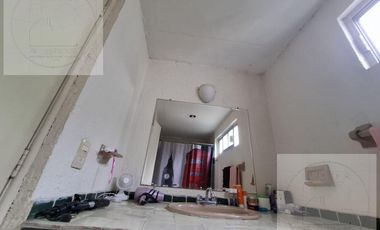 CASA EN VENTA Y RENTA EN CUERNAVACA, A UNA CUADRA DEL SANBORNS DE PLAN DE AYALA