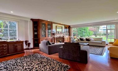 En venta espectacular casa en Condominio Club Aposentos