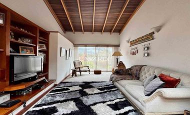 En venta espectacular casa en Condominio Club Aposentos