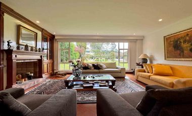 En venta espectacular casa en Condominio Club Aposentos