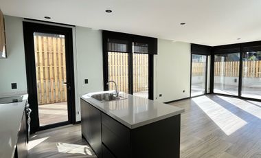 ARENAS 5 VENTA DESDE EL POZO CON COCHERA Y PILETA
