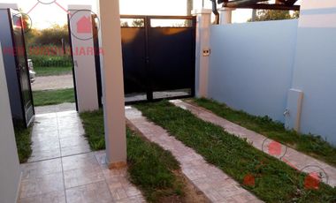 Duplex en zona Regimiento.