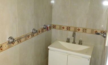 Duplex en zona Regimiento.