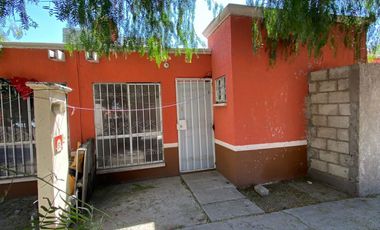 CASA EN VENTA EN LA ESTANCIA
