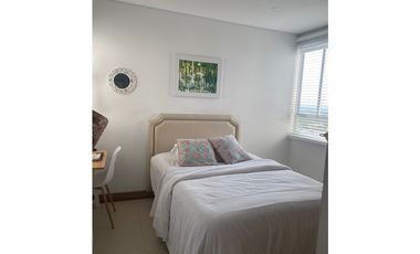APARTAMENTO MODERNO CON VISTA A LOS FARALLONES
