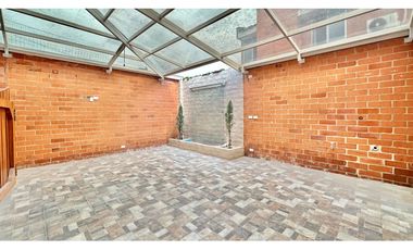 SE VENDE CASA EN CONDOMINIO EN CINCO SOLES, VA JAMUNDI CALI, JAMUNDI