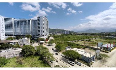 Apartamento vacío con vista later al mar Playa Salguero-005